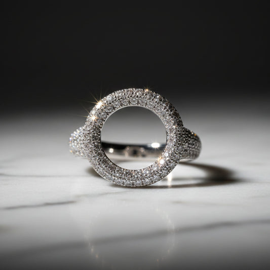 Anillo Círculo Abierto Pavé con Cristales