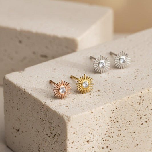 Aretes Sol Radiante con Cristal Central