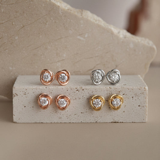Aretes Nudo de Amor con Cristal