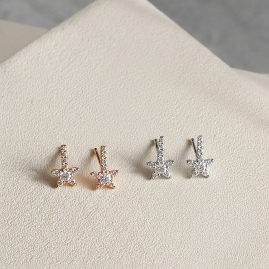 Aretes Estrella Colgante con Barra de Cristales